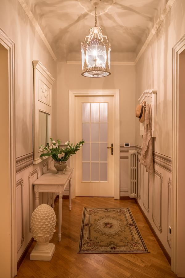 Domus - Incantevole Residenza Difronte A Casa Giulietta Appartement Vérone